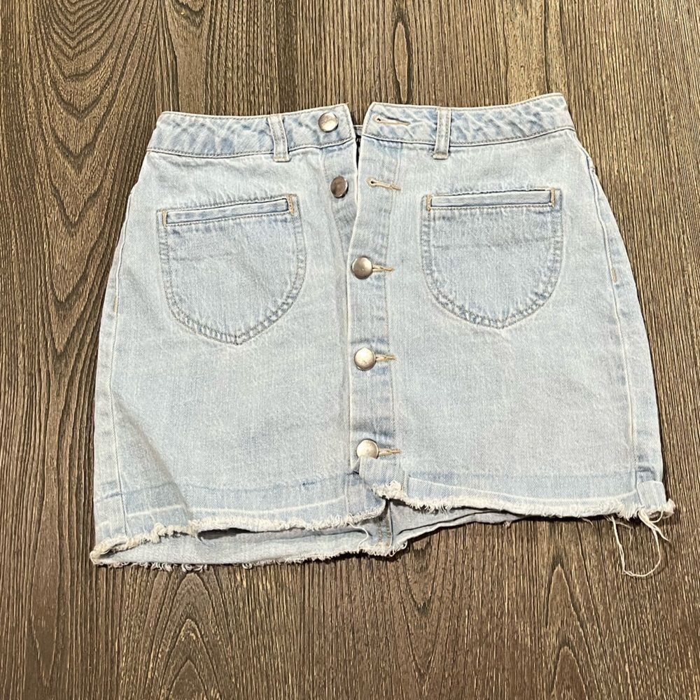 Forever 21 Womens Light Denim Above Knee Skirt Button Front Raw Hem Blue Size S